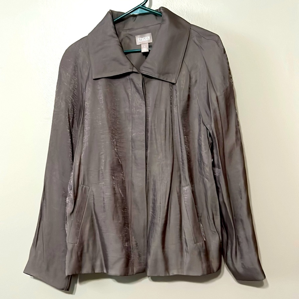 Chico’s size 1 button down lightweight jacket with shimmer
